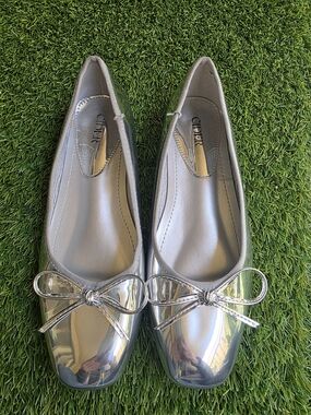Cider Metallic Silver Bow Ballet Flats